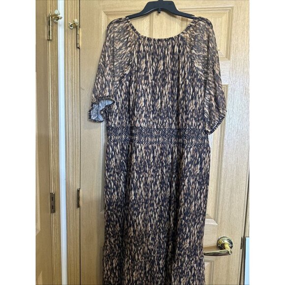 Terra & Sky Women's Plus Size Smocked Mesh Dress Size 4X (28W-30W) - Picture 13 of 16